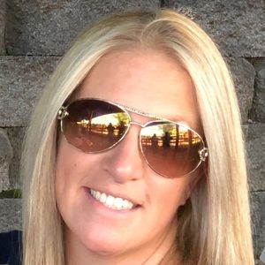 Meet your Posher, Candice